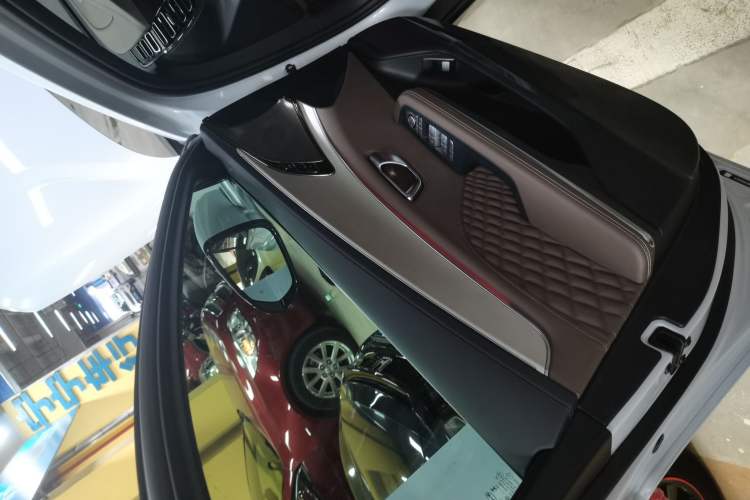 Used BYD Han 2024 DM-i Glory Edition 121KM Prestige Model
