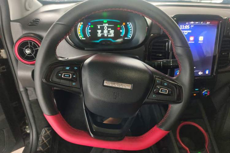 Used Chery Little Ant 2022 Updated Version Sweet Pink Edition Full-Sugar Version 30.6 kWh 30 kW 301 km
