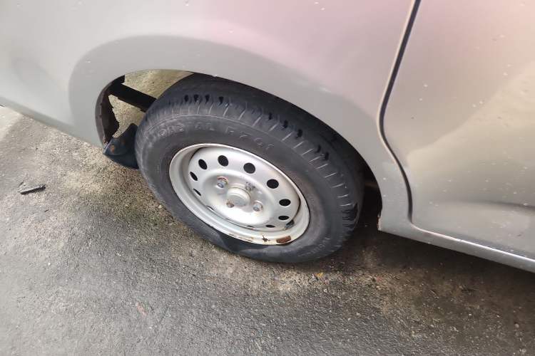 Used Wuling Rongguang V 2015 1.2L Practical Model