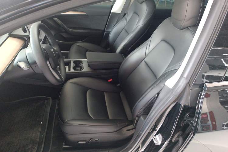 Used Tesla Model 3 2022 Performance High-Performance All-Wheel-Drive Version
