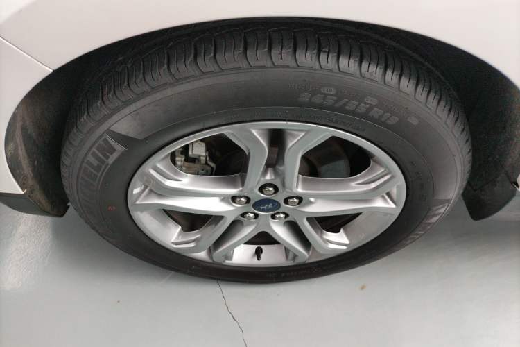 Used Ford Edge 2018 EcoBoost 245 Two-Wheel-Drive Titanium 7-Seater China V Standard