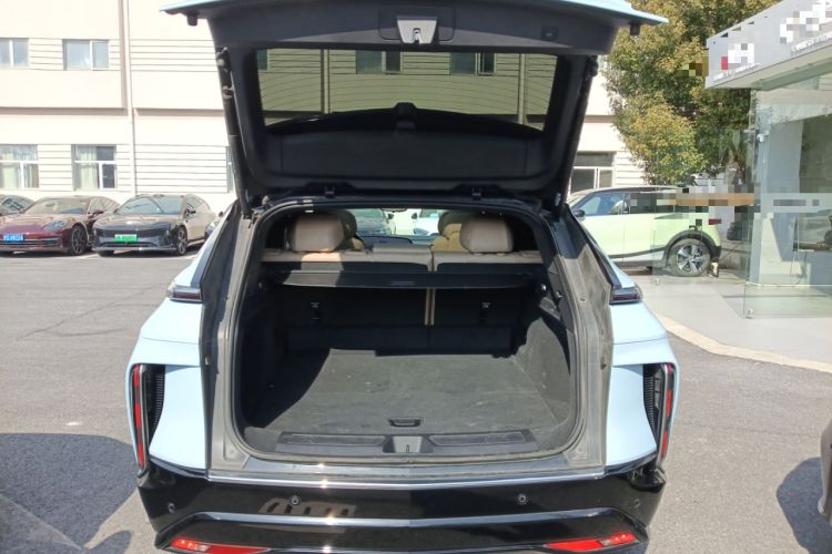 Used Cadillac LYRIQ 2022 Rear-Drive Long-Range Prestige Edition
