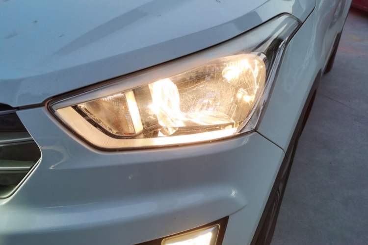 Used Hyundai ix25 2015 1.6L Automatic Two-Wheel Drive Smart GLS Trim
