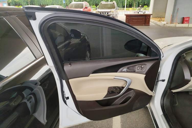 Used Buick Regal 2015 2.0L Leading Fashion Edition
