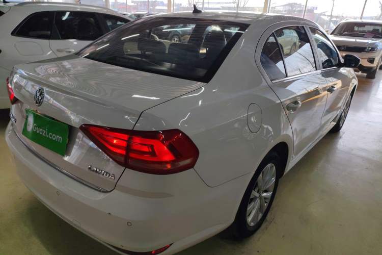 Used Volkswagen Lavida 2017 1.6L Automatic Comfort Edition