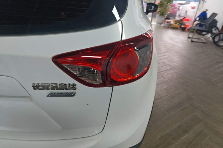 Used Mazda CX-5 2015 2.0L Automatic Two-Wheel Drive Urban Version