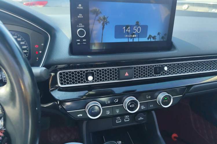 Used Honda Civic 2022 240TURBO CVT Dynamic Control Version
