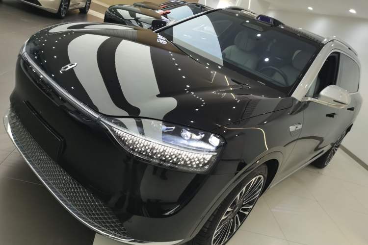 Used Hima AITO M9 2024 All-Electric Ultra Version 100 kWh 6-Seater Model
