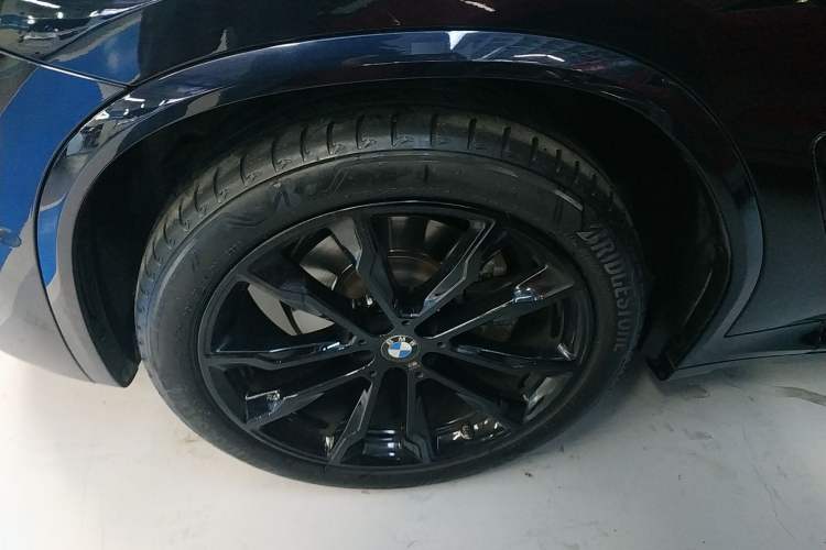 Used BMW X3 2022 Second Facelift xDrive30i Leading Edition M Night Sky Package
