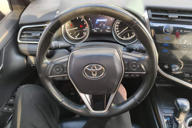 Used Toyota Camry 2019 2.5G Luxury Edition China VI Standard
