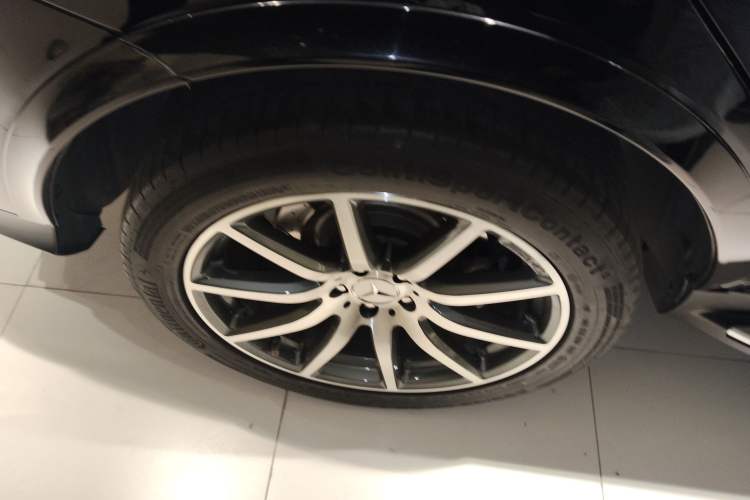 Used Mercedes-Benz GLE AMG 2015 AMG GLE 63 4MATIC
