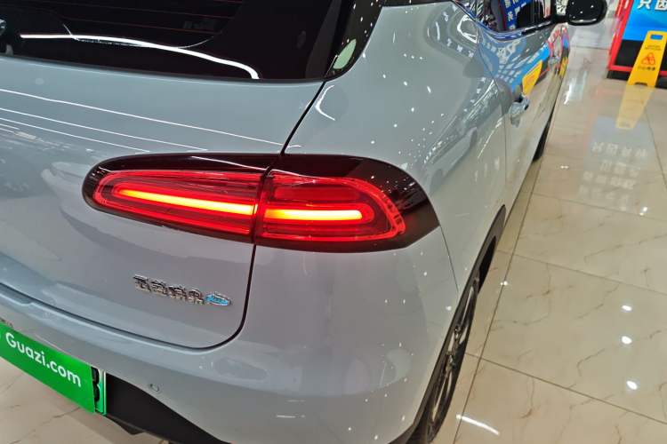 Used Wuling Bingo PLUS 2024 510 km Flagship Edition Four-Seater Version
