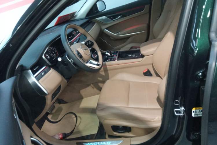 Used Jaguar XFL 2024 2.0T P250 Two-Wheel Drive Prestige Luxury Edition