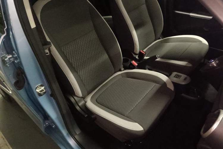 Used ORA Black Cat 2021 301 km Basic Version
