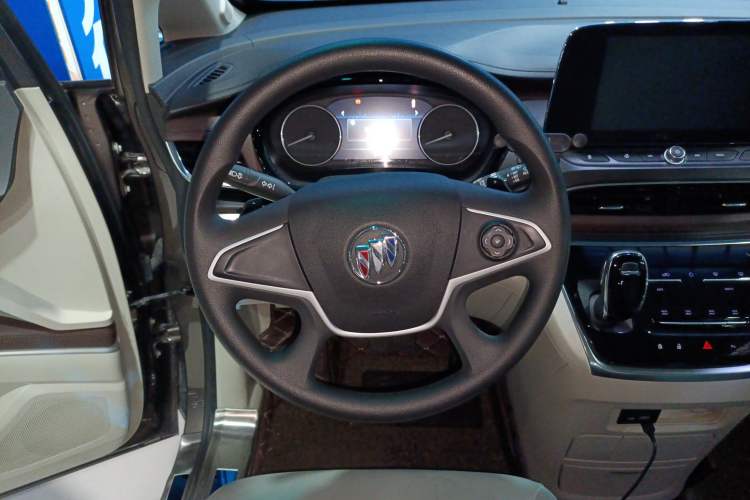 Used Buick GL8 2021 Land Cruiser Executive Class 652T Comfort Model
