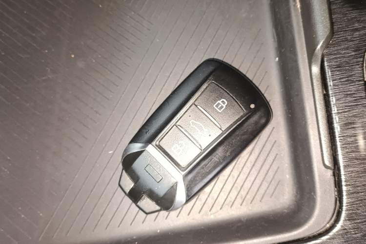 Used Dongfeng Aeolus Yixuan MAX 2021 1.5T Ultra-Stylish Trendsetter Edition