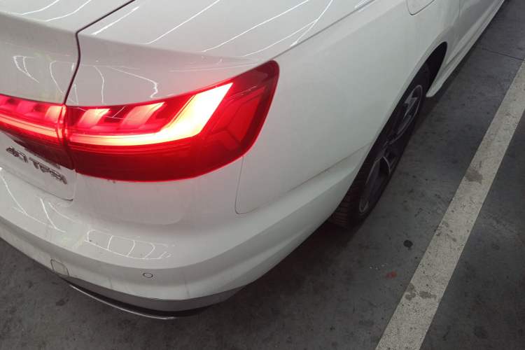 Used Audi A4L 2022 40 TFSI Fashion Dynamic Model
