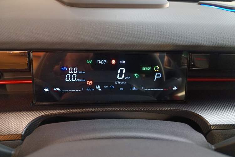 Used JETOUR Dashing i-DM 2023 1.5T DHT Lightning 02