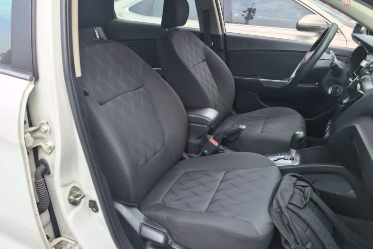 Used Kia K2 2015 Sedan 1.4L Automatic GLS