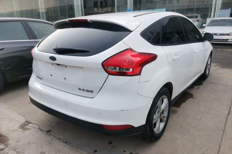 Used Ford Focus 2017 Hatchback 1.6L Automatic Comfort Plus SmartDrive Edition
