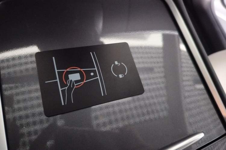 Used Tesla Model Y 2023 High-Performance All-Wheel-Drive Version