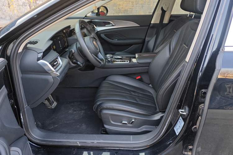 Used Hongqi H5 2023 2.0T Automatic Smart Connect Flagship Edition
