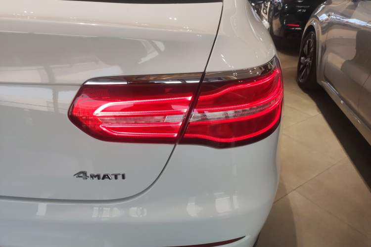 Used Mercedes-Benz GLC Coupe 2017 GLC 260 4MATIC Coupe SUV