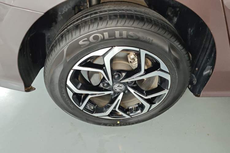 Used MG 5 2023 180 DVVT CVT Fashion Edition
