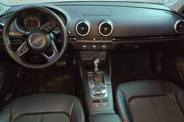 Used Audi A3 2018 30th Anniversary Edition Limousine 35 TFSI Fashion Model
