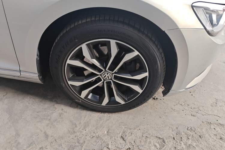 Used Volkswagen Magotan 2017 380TSI DSG Luxury Model
