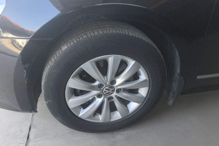 Used Volkswagen Passat 2014 1.8TSI DSG Luxury Edition
