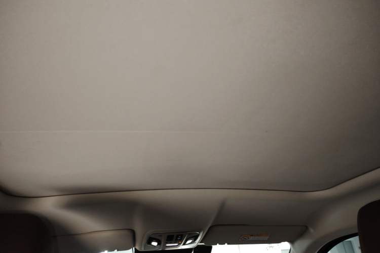 Used Wey VV5 2017 2.0T Ultra-Luxury Version
