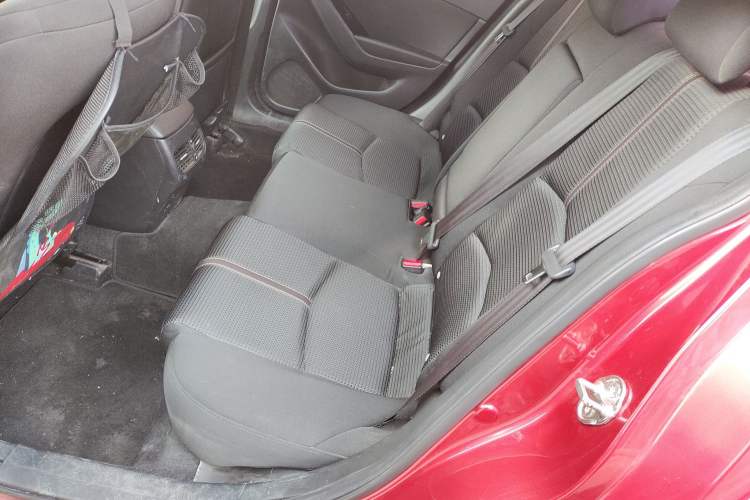 Used Mazda Mazda 3 Axela 2017 Sedan 1.5L Automatic Luxury Model Emission Standard China V
