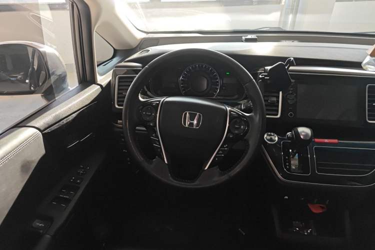 Used Honda Elysion 2019 2.0L Hybrid Supreme Edition