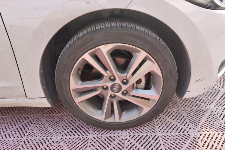 Used Hyundai Elantra 2018 1.6L Automatic 15th Anniversary Special Edition
