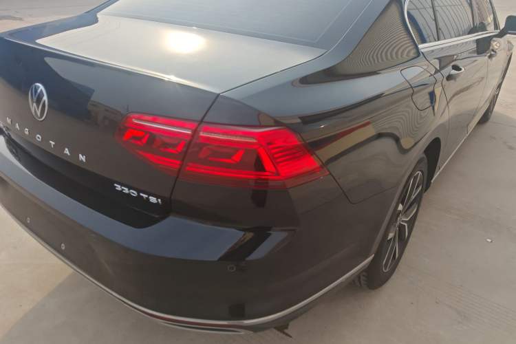 Used Volkswagen Magotan 2020 330TSI DSG Leading Model
