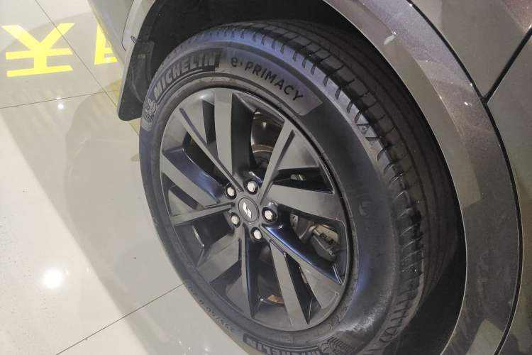 Used Li Auto L8 2023 Max model
