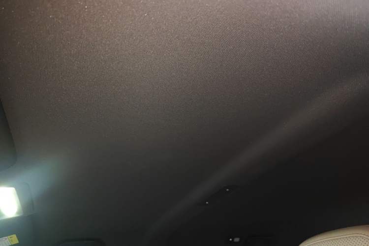 Used iCAR V23 2025 501 Four-Wheel Drive Intelligent Driving Version
