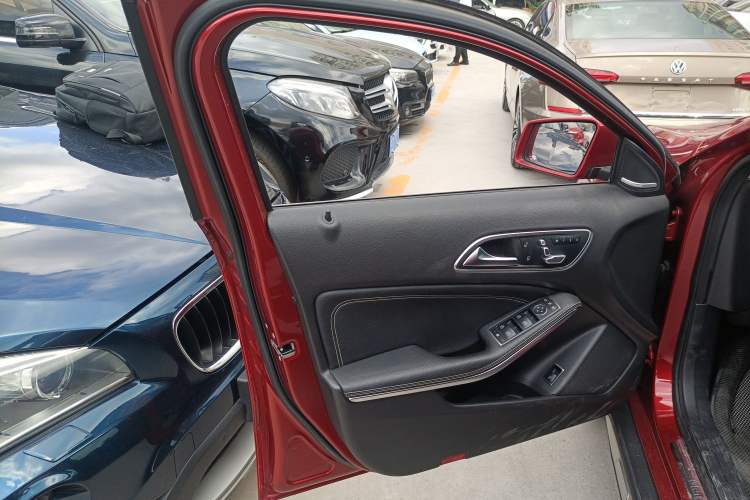 Used Mercedes-Benz GLA 2018 GLA 200 Fashion Model