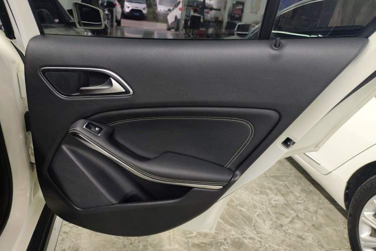 Used Mercedes-Benz GLA 2016 GLA 200 Fashion Model