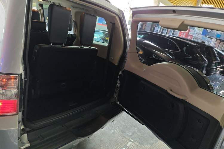 Used Mitsubishi Pajero 2014 3.0L Elite Edition
