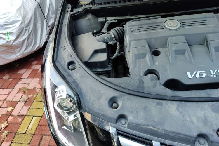 Used Cadillac SRX 2015 3.0L Elite Model
