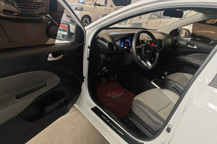 Used Kia Pegas 2017 1.4L Manual Value Edition