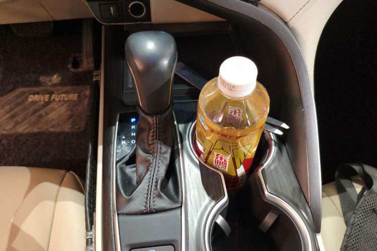 Used Toyota Camry 2021 2.0G Luxury Edition