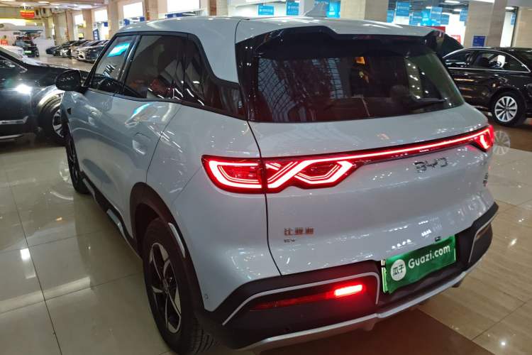 Used BYD Yuan UP 2025 Intelligent Driving Version 401 km Leading Edition