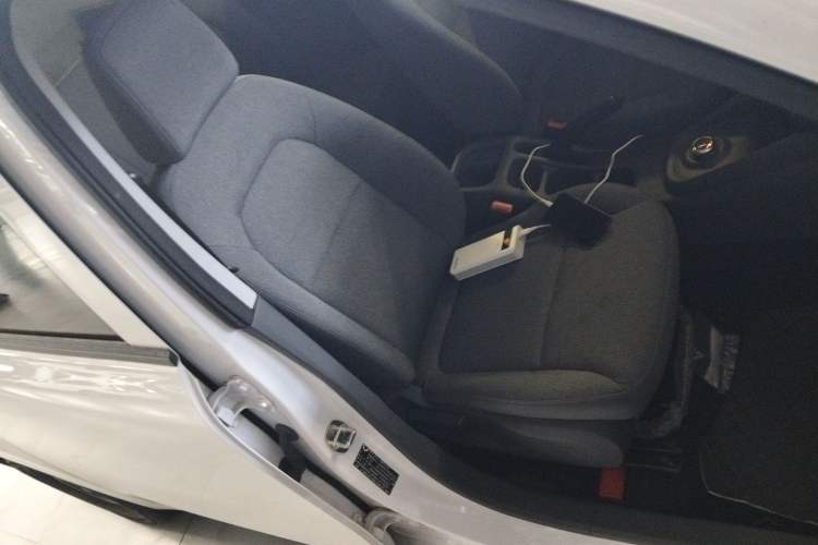 Used Wuling Hongguang New Energy 2024 All-Electric Model 300KM Practical Version
