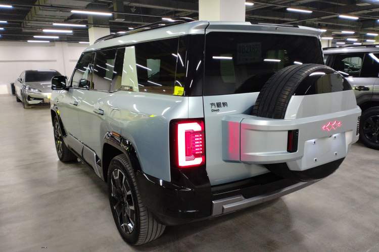 Used  Leopard 8 2025 Smart & Brave Flagship Edition 7 Seats