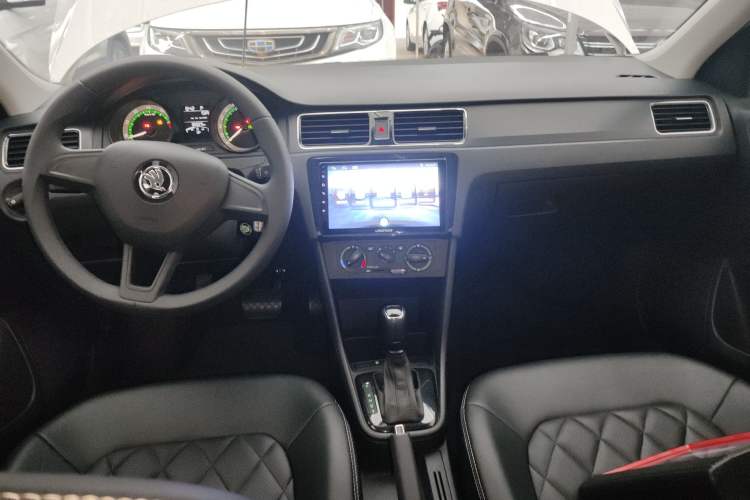 Used Skoda Rapid Spaceback 2019 1.5L Automatic Standard Edition
