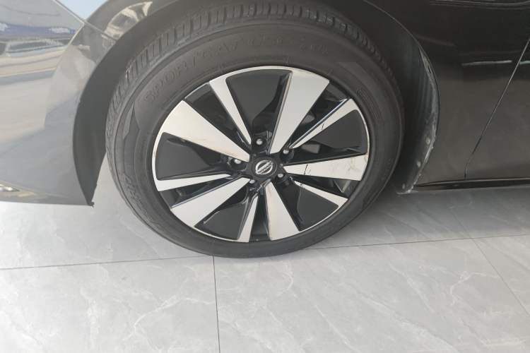 Used Nissan Teana 2019 2.0L XL Upper SmartDrive Version
