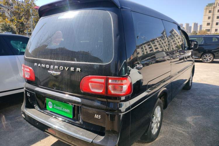 Used FORTHING Lingzhi 2020 M5L 1.6L Luxury 7-Seater
